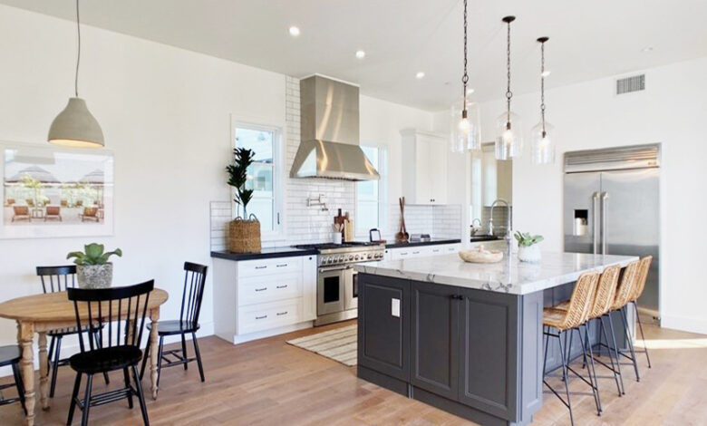 black and white kitchen