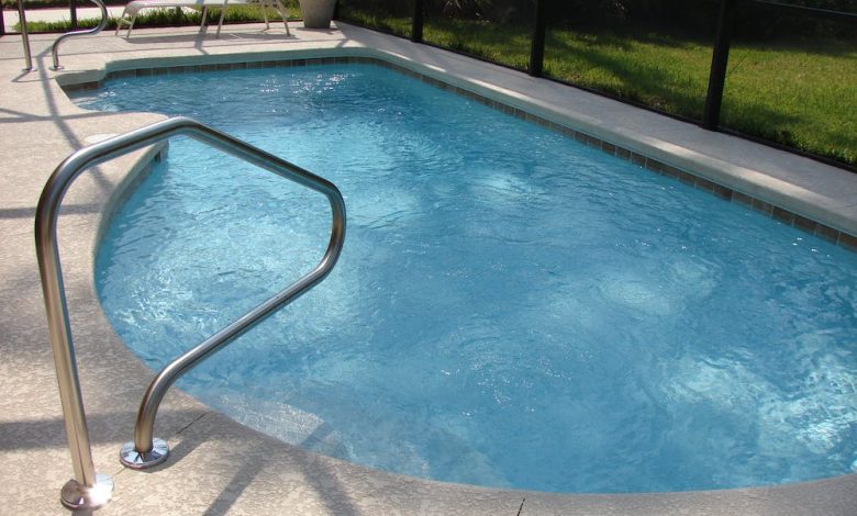 Liquid Chlorine or Chlorine Granules — Which is Better?