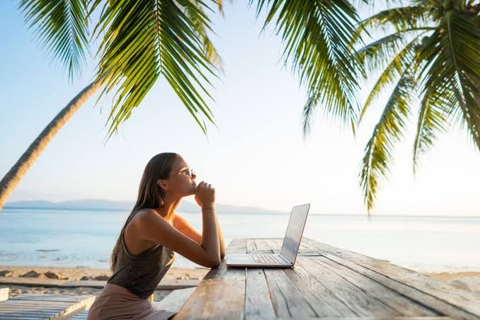 7 Personal Tips to Beat Loneliness as a Digital Nomad